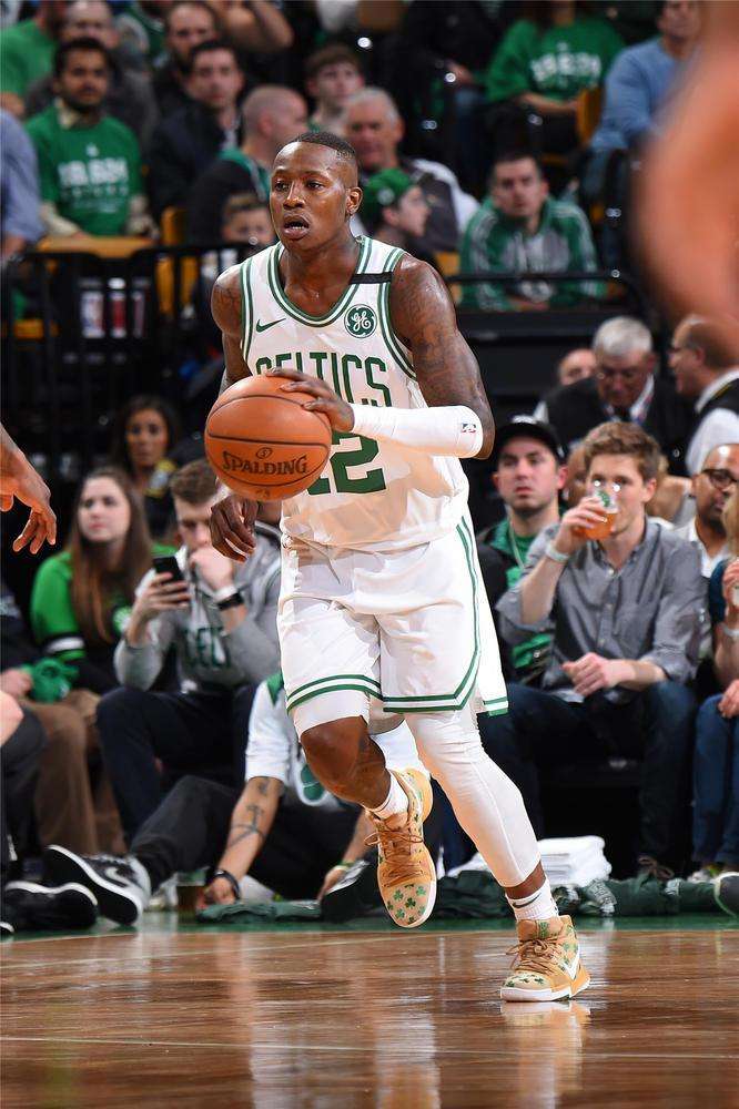 是中国三人 是中国三人